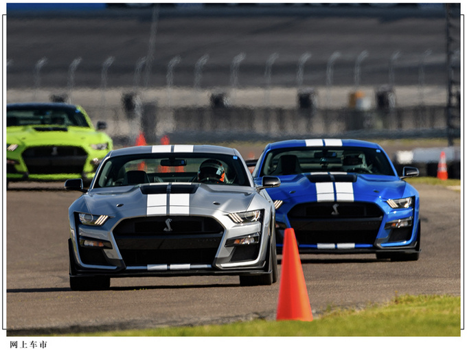 福特Mustang新车渲染图 封闭格栅/车尾酷似战斗机-图5