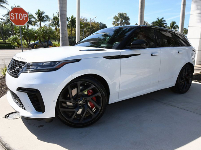 路虎星脉高性能版实拍搭5.0L/配双中控屏酷似Q8-图1