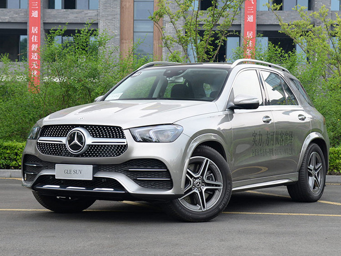 奔驰全新GLE增两款入门版车型 70.98万元起售-图1