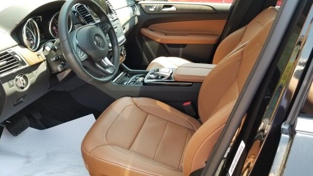 奔驰GLS450真皮座椅显豪华 进口七座SUV-图5