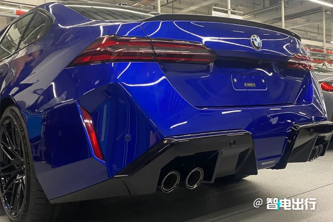 宝马全新一代M5曝光确认7月推出/取消M档杆-图4