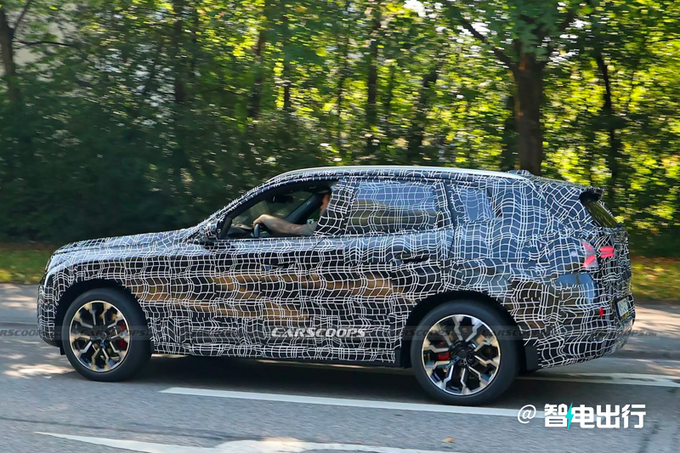 宝马全新一代iX3曝光内饰效仿特斯拉/首增M车型-图2