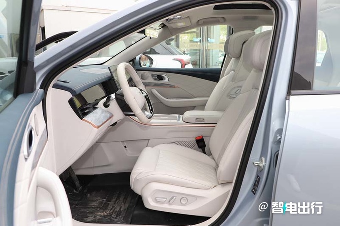 哪吒L純電版 5月21日預(yù)售續(xù)航510km 預(yù)計12.99萬起-圖5