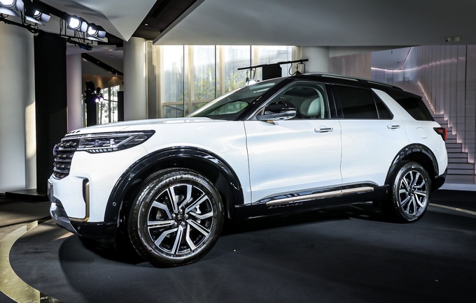 福特探险者赤金版如何定义豪华看看这5件事就知道了-图5