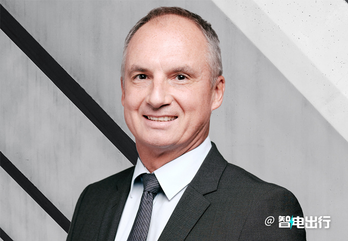 学习奔驰雷诺放缓纯电化与吉利生产混动车-图4