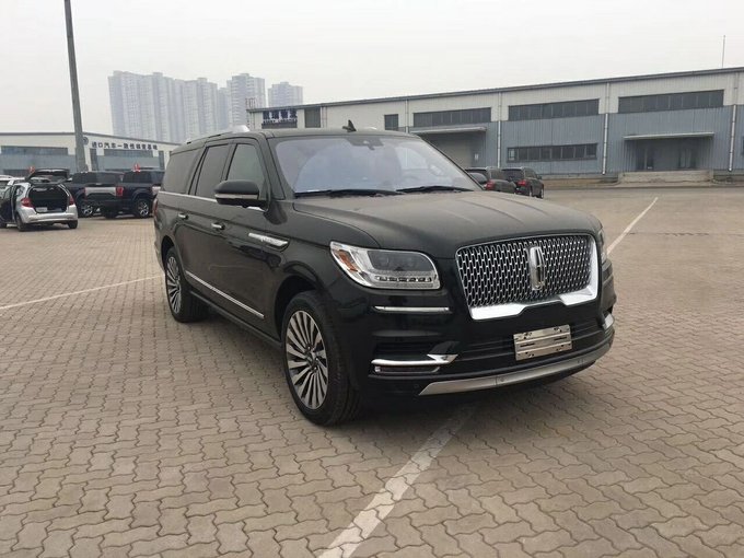 18款林肯领航员3.5 四驱V6双涡轮138万甩-图3