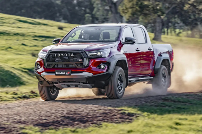 豐田新款HiLux輕混車型油耗公布省7.1-9.5油耗-圖6