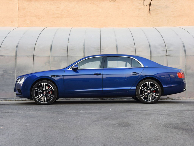 2018款宾利飞驰V8S 特惠价豪车装备丰富-图3