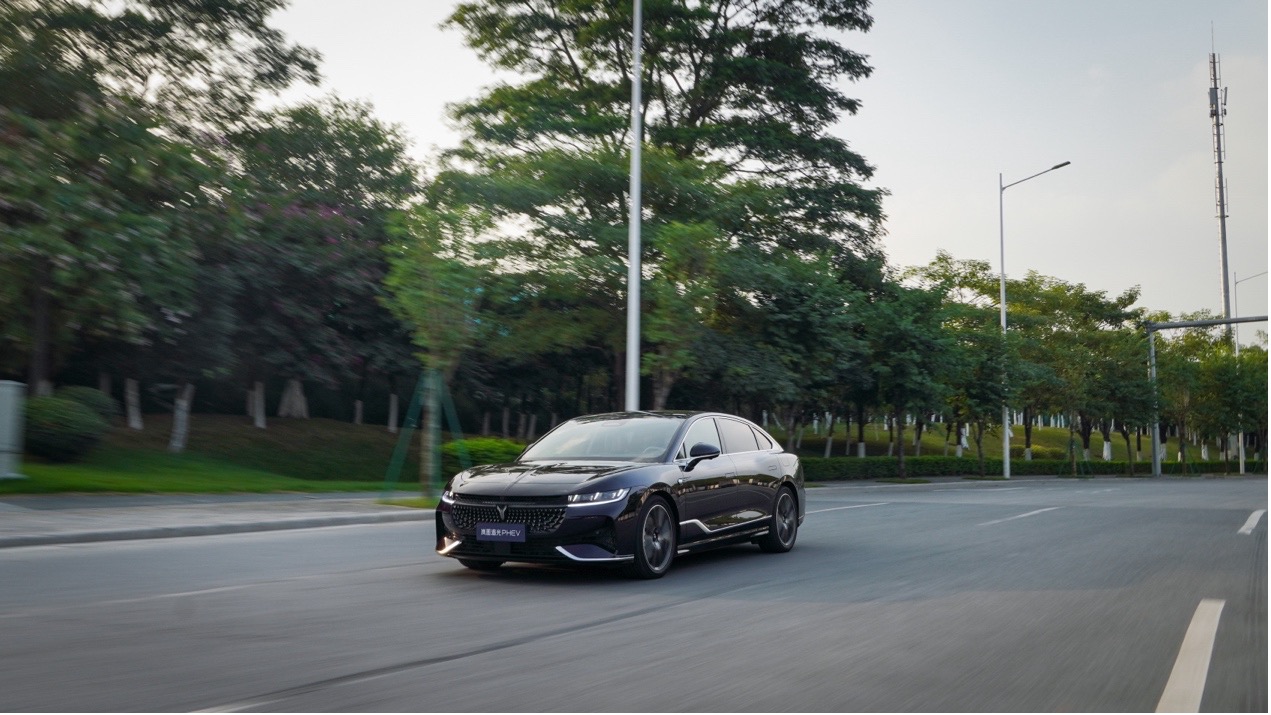 嵐圖追光PHEV稱王絕技真正的豪華是在看不見的地方下功夫-圖6