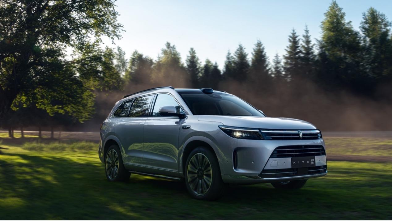 智驾不是炫技 看问界新M7如何演绎安全真谛-图1