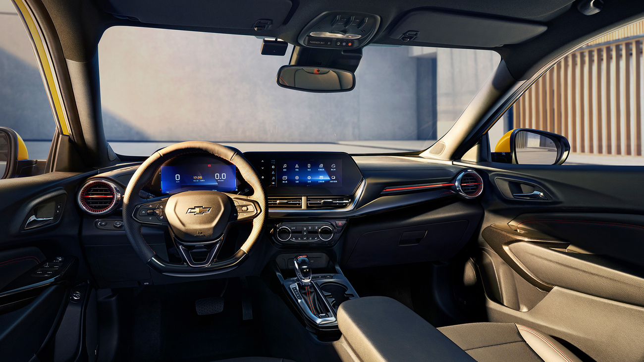 成都锋兰达降价 星迈罗小雪OS远程控制家居设备