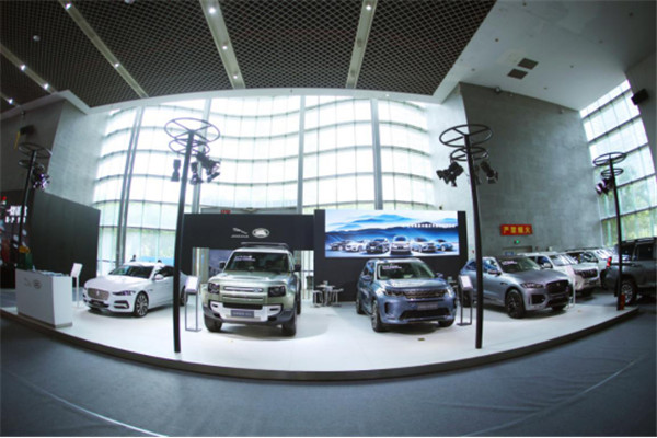 全新路虎卫士110亮相2020惠州广电车展