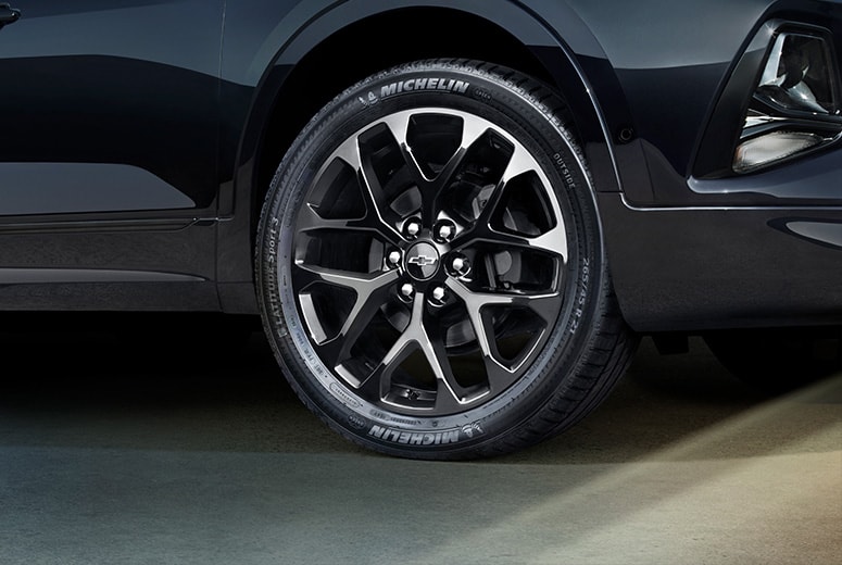 乌鲁木齐2023款探险者现车 开拓者全系标配70项