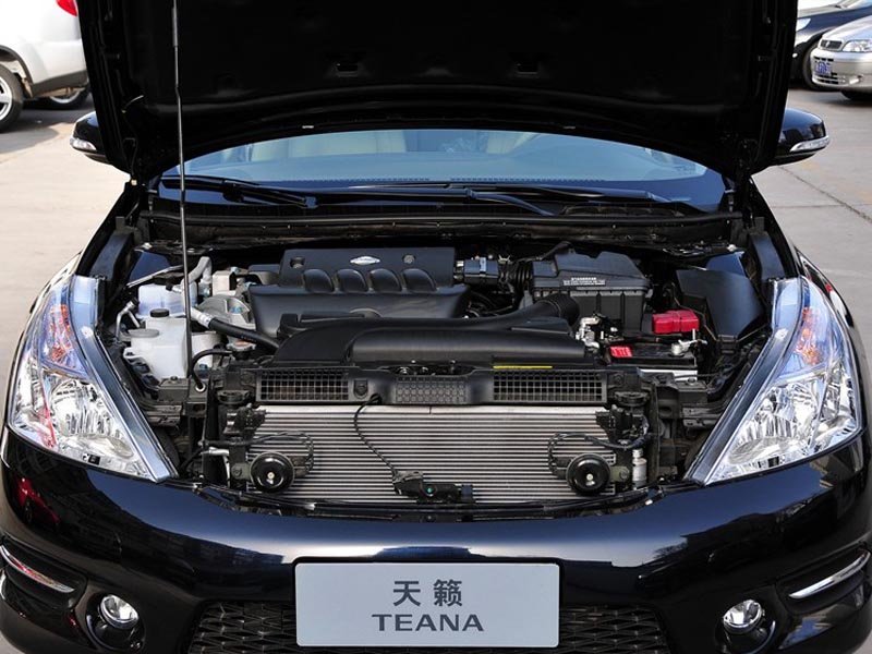 网上车市太原站东风日产汇港天籁荣耀版