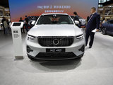 沃尔沃 XC40 银色