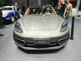 保时捷 Panamera 灰色