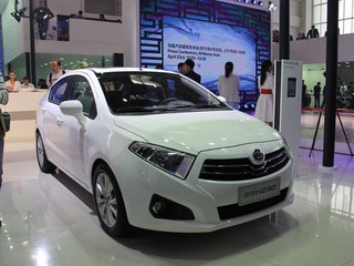 华晨H230