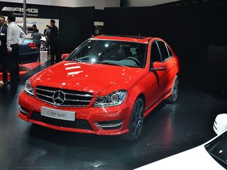 奔驰C300