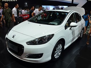 标致308