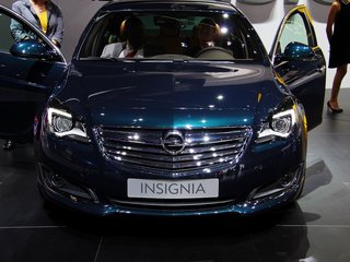 Insignia三廂版