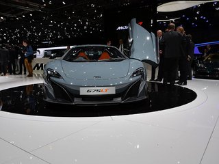 675LT