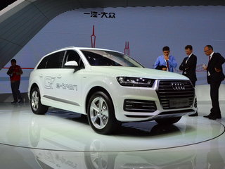 奥迪Q7 e-tron