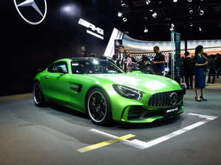 奔驰AMG GT-R