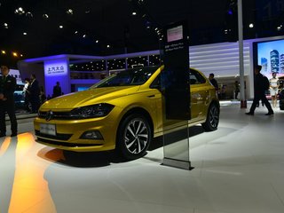 Polo Plus