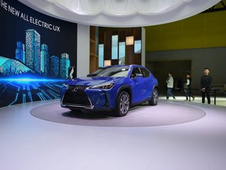 雷克萨斯UX 300e