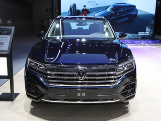 大众 途锐 3.0T V6 蓝色