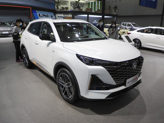 长安 CS55plus 白色