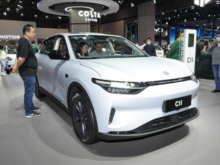 零跑 C11 白色