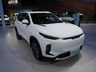 上汽大通 MIFA 6 白色