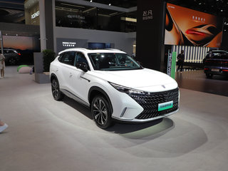 荣威eRX5 白色