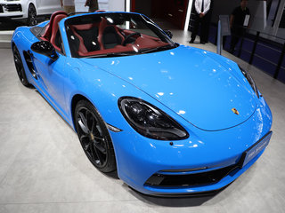 保时捷718Spyder 蓝色