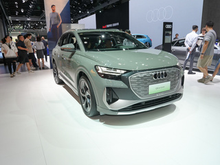 奥迪 Q4 e-tron 绿色