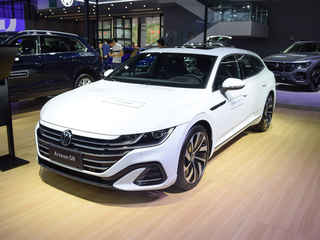 大众 Arteon SR 白色