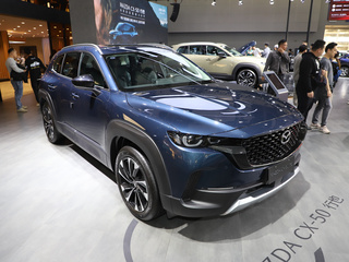 马自达 CX-50 蓝 色