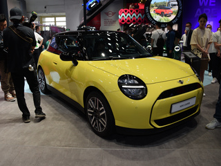 MINI COOPER 黄色