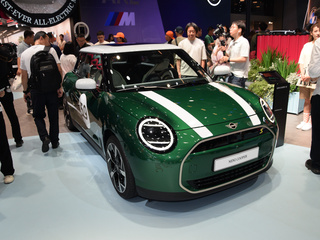 MINI COOPER 绿色