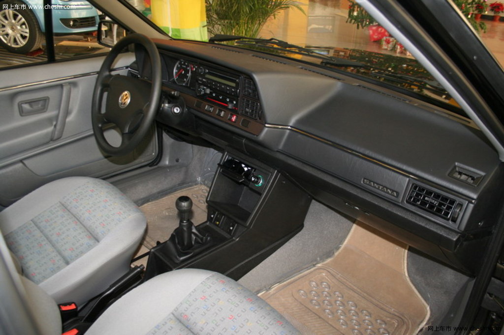 桑塔纳 2006款 旅行车 1.8 手动豪华型内饰中控图片