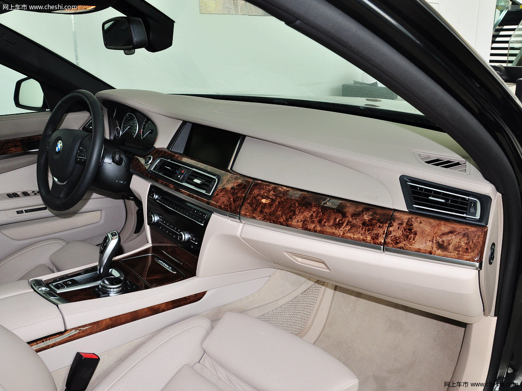 宝马7系 2013款 740Li 3.0T 混合动力版图片