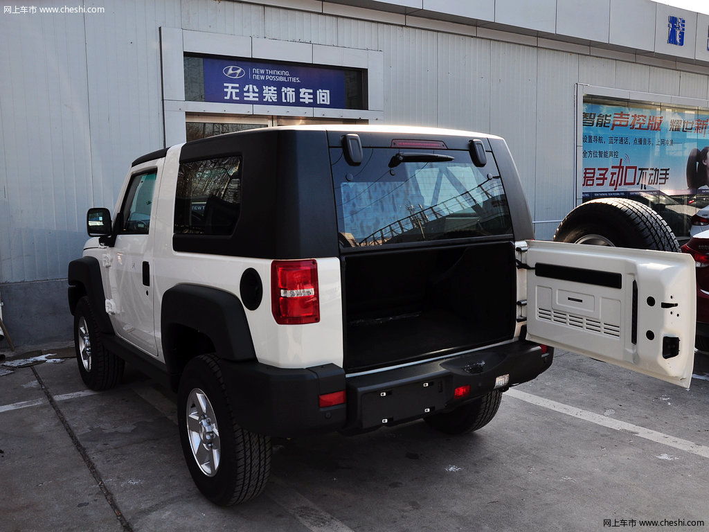 北京汽车bj40 2.4l 手动 穿越版 2014款图片