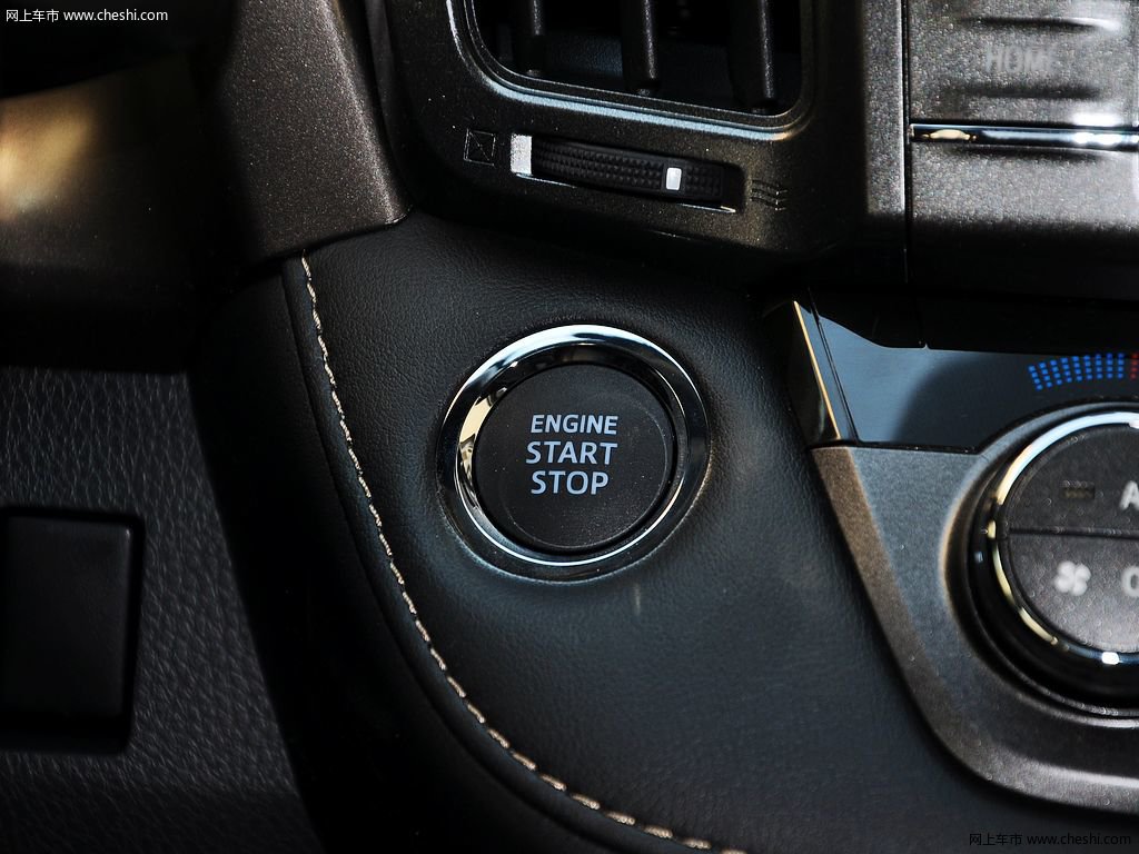 RAV4荣放 15款 丰田 RAV4 2.5L 自动四驱尊享型 5座图片