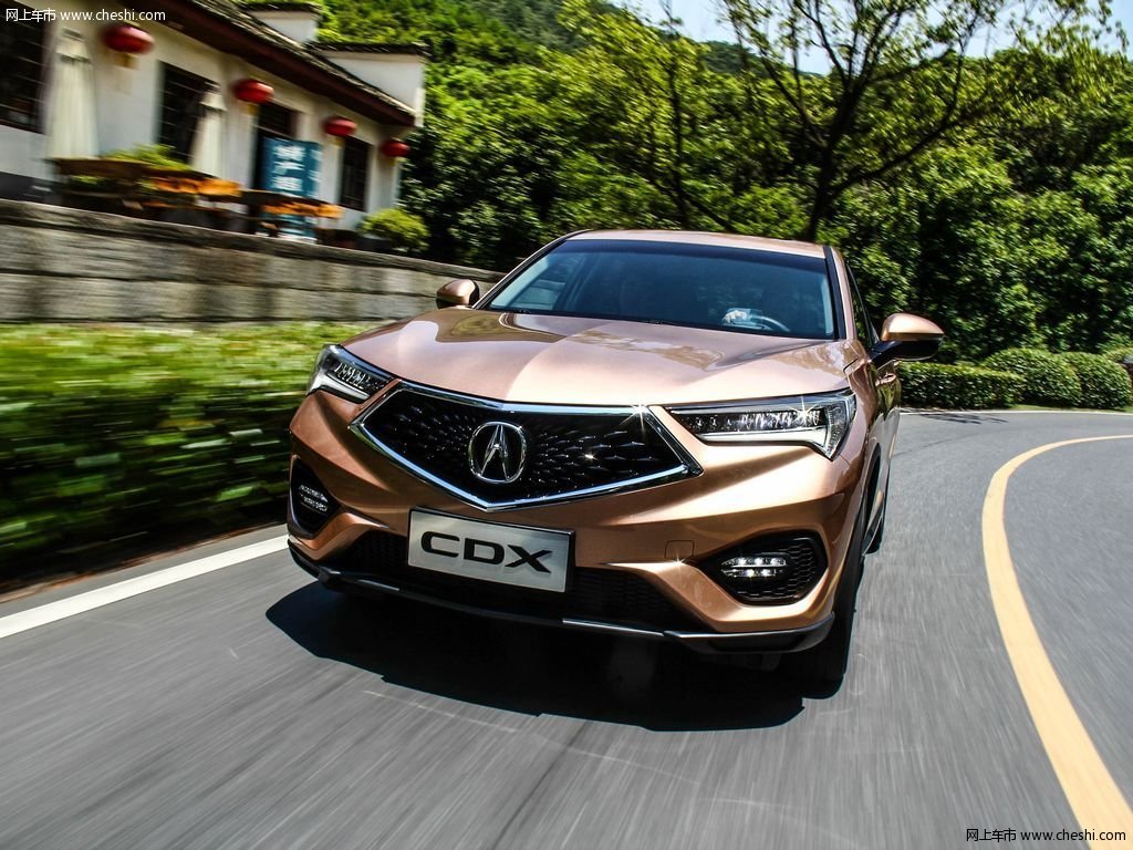 讴歌CDX 图片