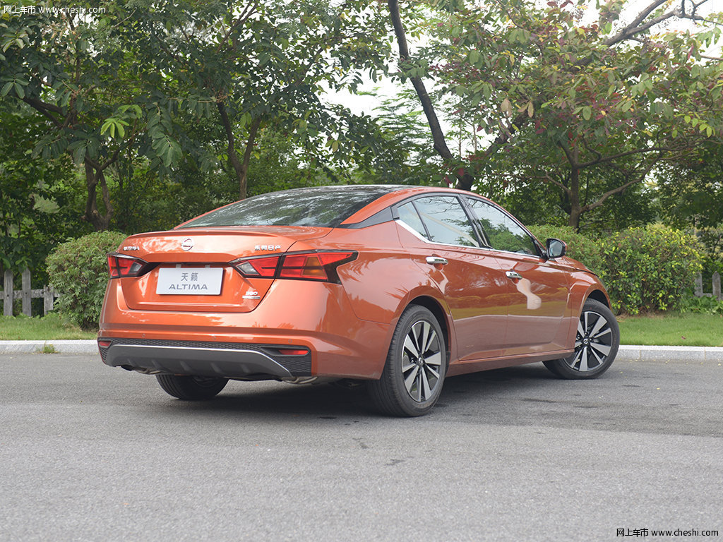 天籁2019款 2.0t xv ad1智尊领航版外观整体图片(7/16)_网上车市