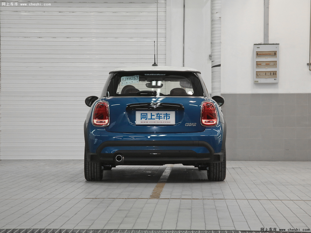 礁蓝色mini 2022款 1.5t cooper艺术家外观整体图片(6/8)_网上车市