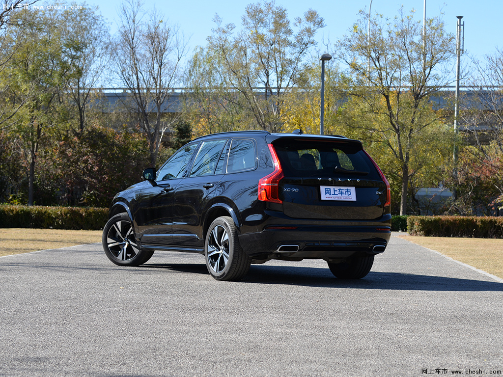 沃尔沃xc90 图片