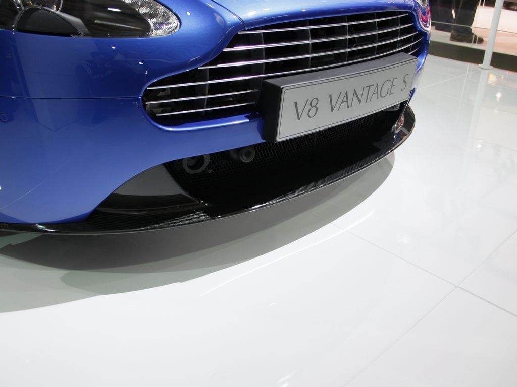 阿斯顿·马丁V8 Vantage [A]-阿斯顿-马丁 V8 Vantage S 车展图片