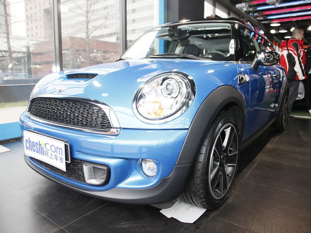 MINI CLUBMAN 图片